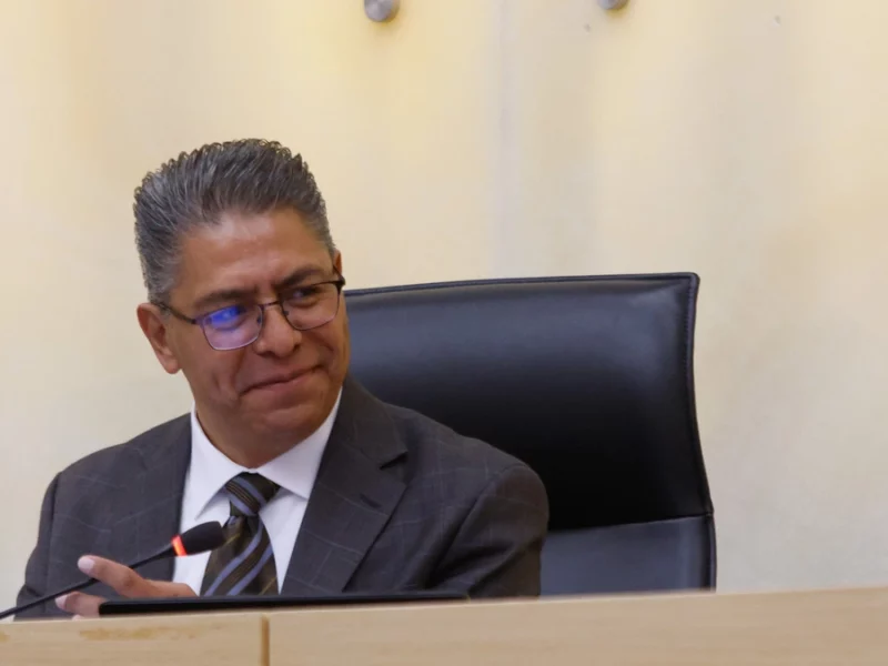 Marcos Castro pide a Mario Riestra aclarar cuál fue el objetivo de la reunión con Armenta