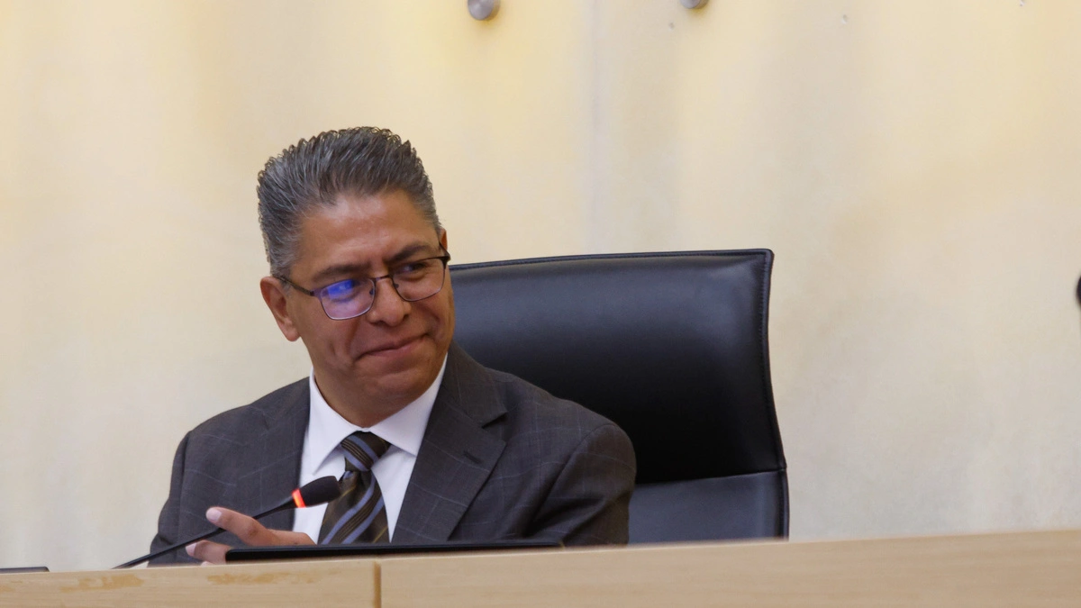 Marcos Castro pide a Mario Riestra aclarar cuál fue el objetivo de la reunión con Armenta