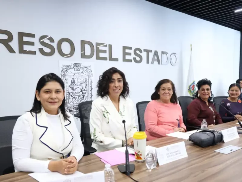 Avala Comisión del Congreso proyecto de acuerdo para que Ayuntamientos retiren obstáculos en banquetas