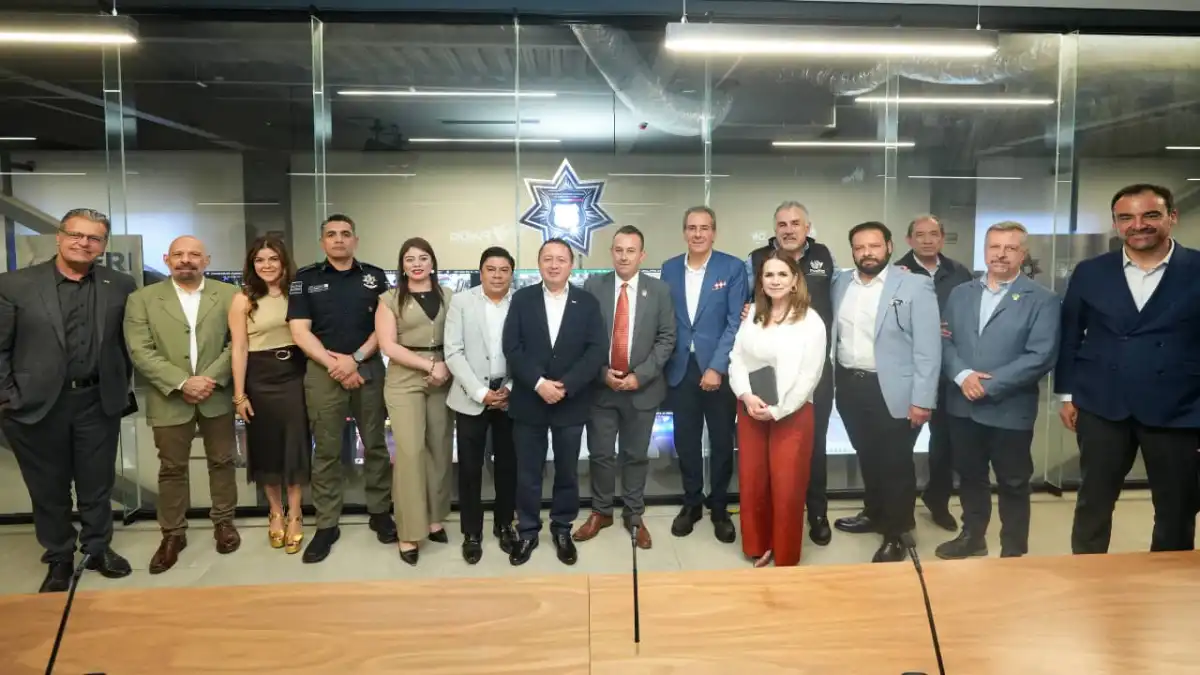 Encabeza Pepe Chedraui reunión con representantes empresariales en el DGERI 