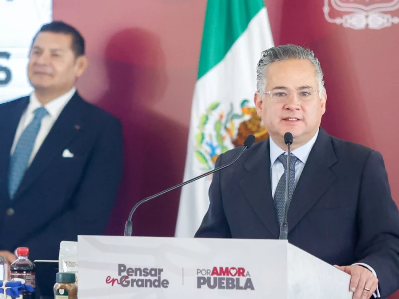Desde Puebla, Santiago Nieto anticipa su salida del IMPI para buscar la gubernatura de Querétaro