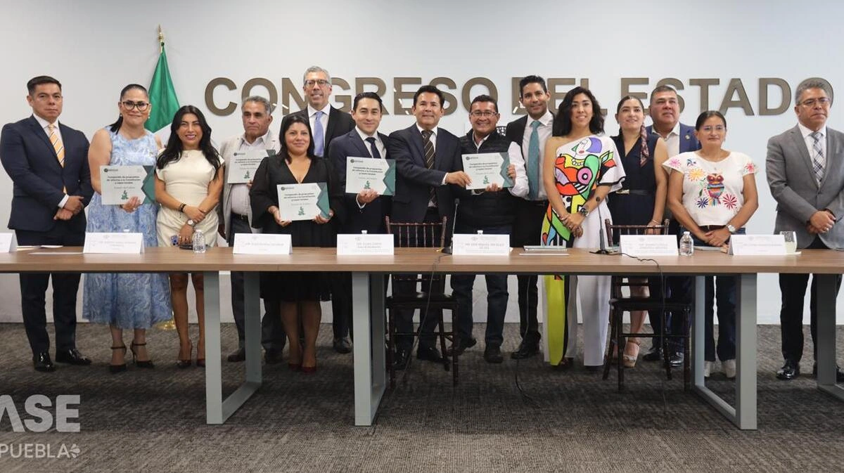 Javier Herrera Borunda y la ASE presentan propuesta de armonización legislativa en Puebla
