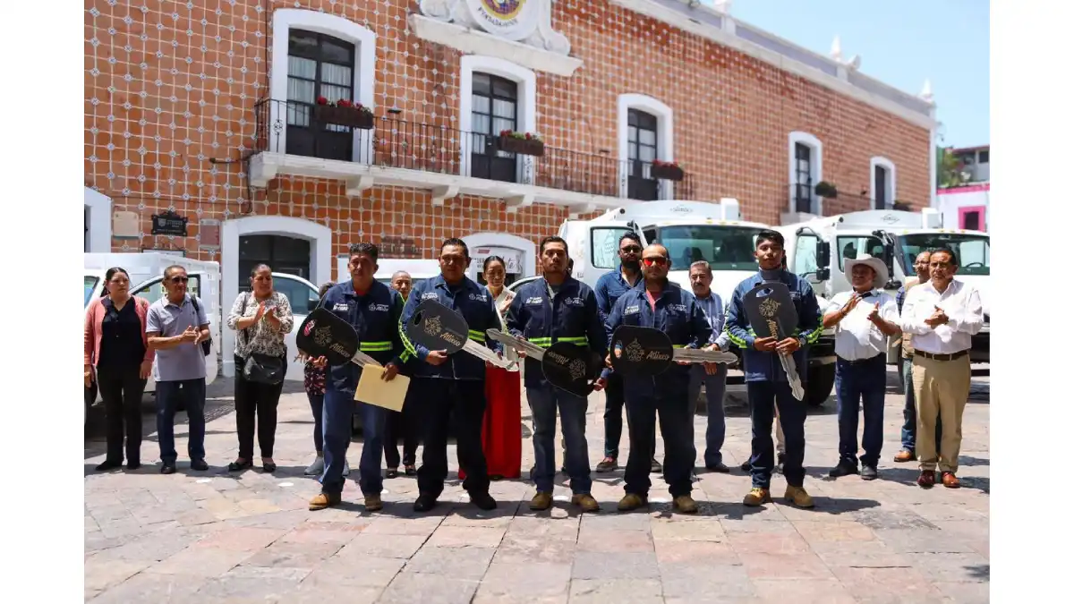 Camiones recolectores nuevos para Atlixco: Ariadna Ayala fortalece los servicios públicos