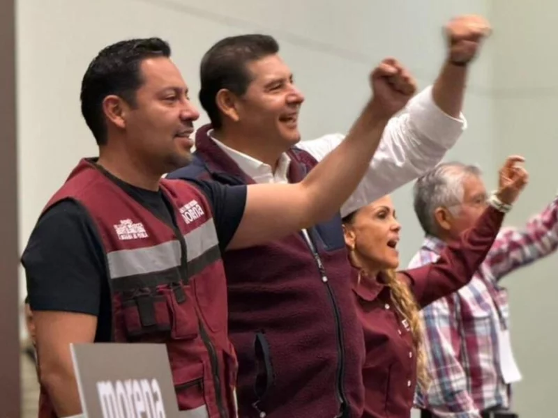 Morena toma protesta al Consejo Municipal en Puebla capital y Armenta promueve unidad