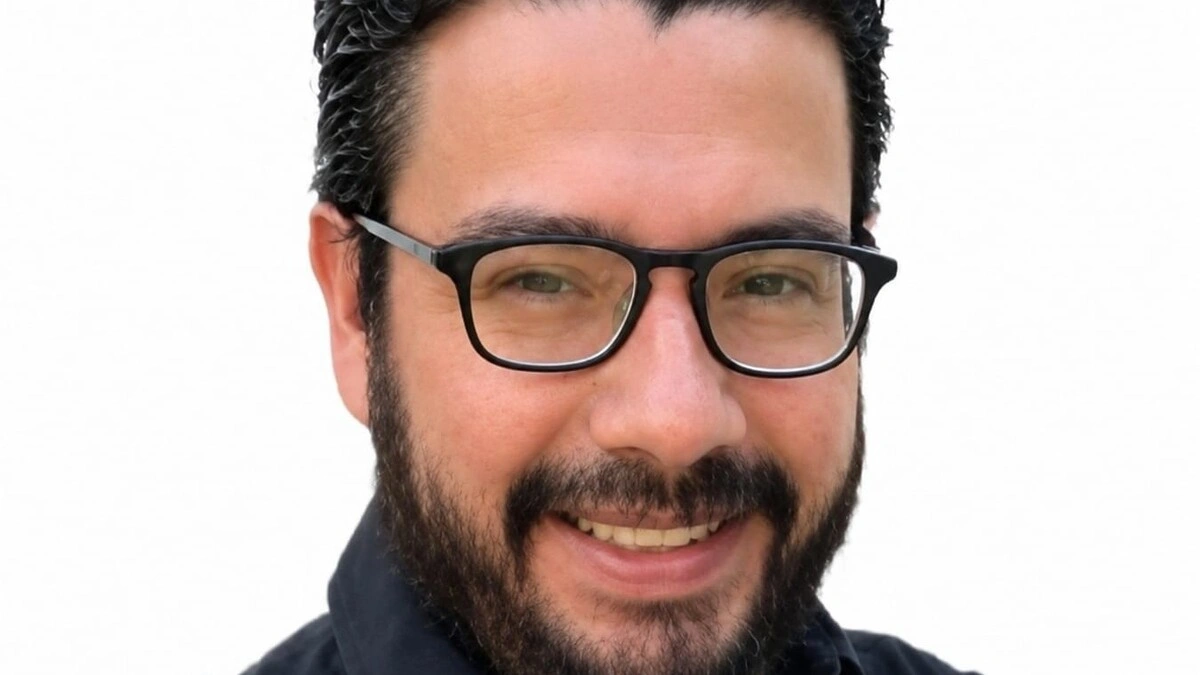 Llega Jorge David Cortés como nuevo coordinador de Comunicación del gobierno de Puebla