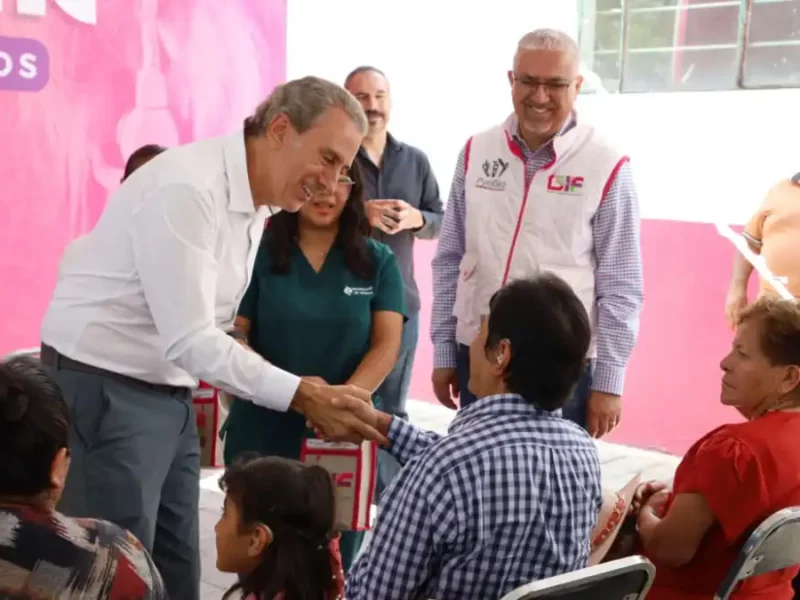 Pepe Chedraui, a través del programa “Oír para Vivir”, entrega 50 aparatos auditivos