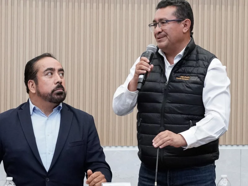 PAN reprocha golpeteo en la conferencia del Gobierno en Congreso; Pavel se defiende
