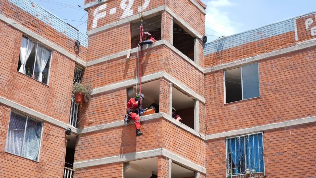 En edil Pepe Chedraui acudió a Agua Santa como parte del simulacro 2026, en el que el ayuntamiento activó escenarios de riesgo.