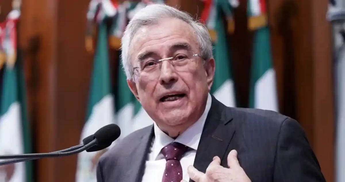 Rubén Rocha Moya pide licencia temporal como gobernador de Sinaloa.
