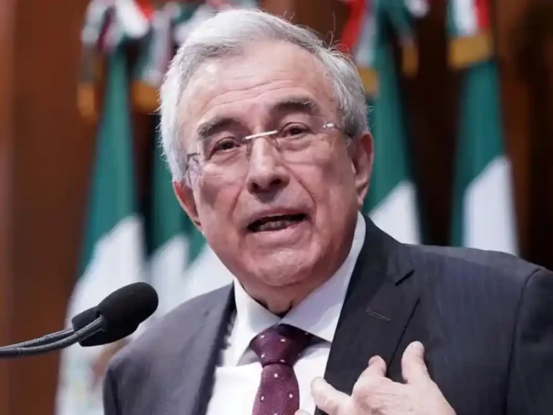 Rubén Rocha Moya pide licencia temporal como gobernador de Sinaloa.