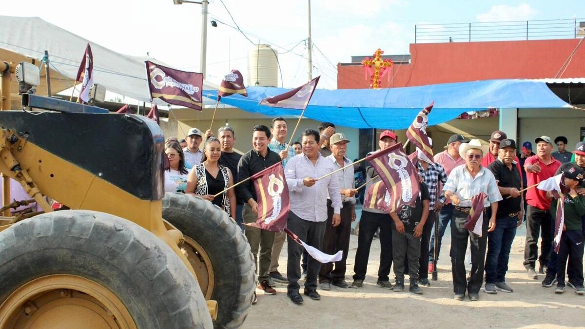 Mateo Hernández impulsa nueva obra de adoquinamiento en Barrio San Juan en Tecamachalco