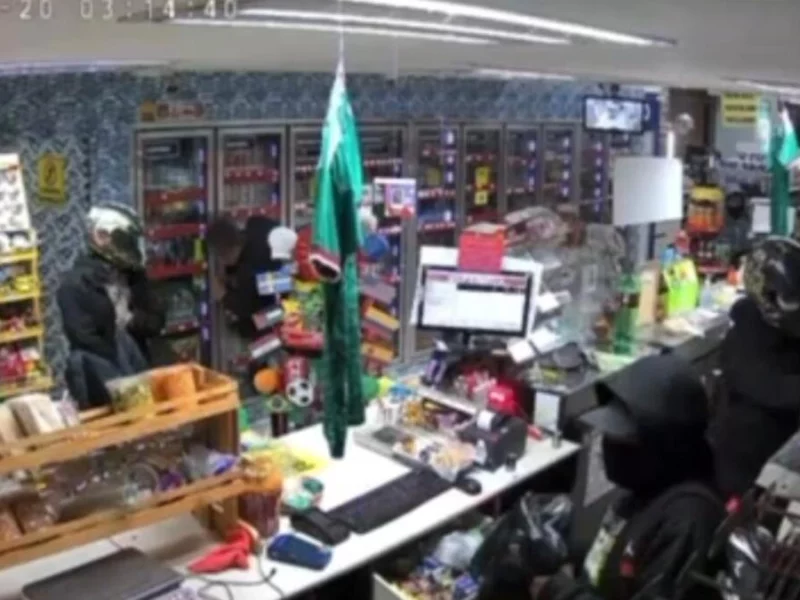 VIDEO: Violento asalto en “Súper Rola” de Sonata en Lomas de Angelópolis