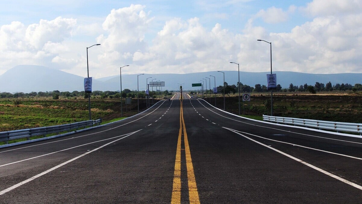 Conductor muere calcinado sobre la autopista Siglo XXI en Atlixco