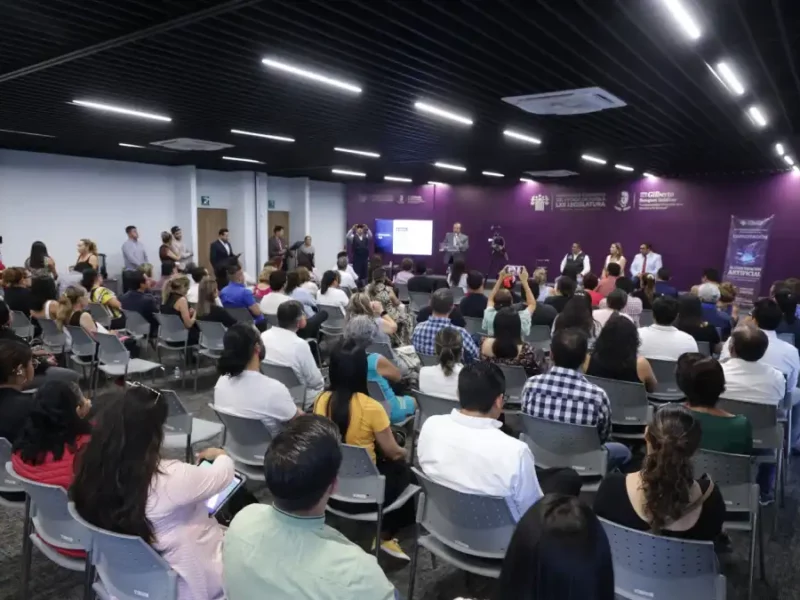 Congreso del Estado promueve capacitación docente y uso de herramientas tecnológicas