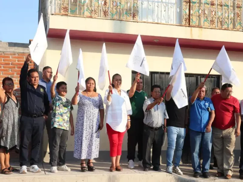 Atlixco mejora vialidades; Ariadna Ayala inicia construcción de calle