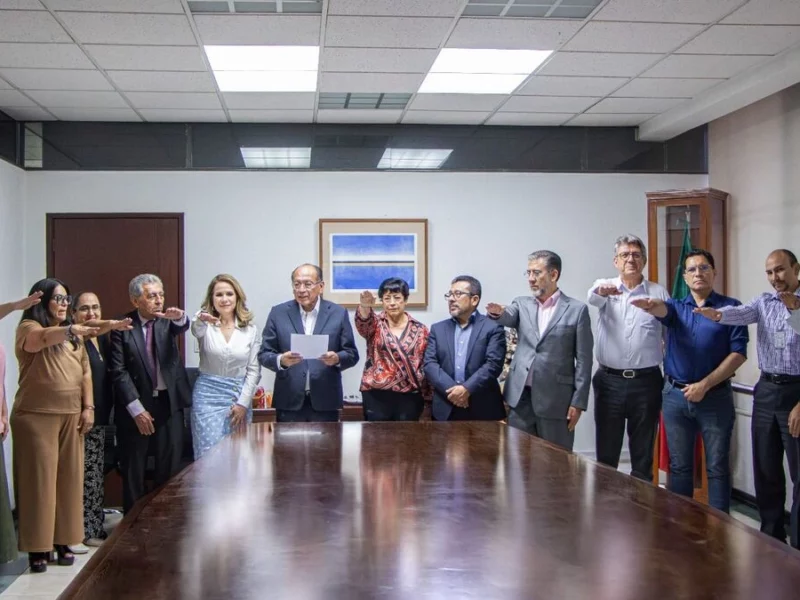 Alistan la entrega de 834 concesiones de transporte público en Puebla