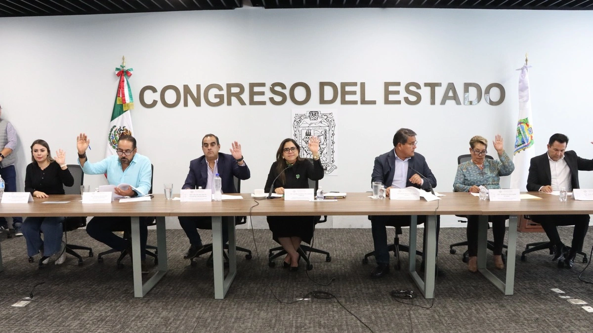Congreso aprueba enajenación de predios en Puebla para obras e IMSS Bienestar