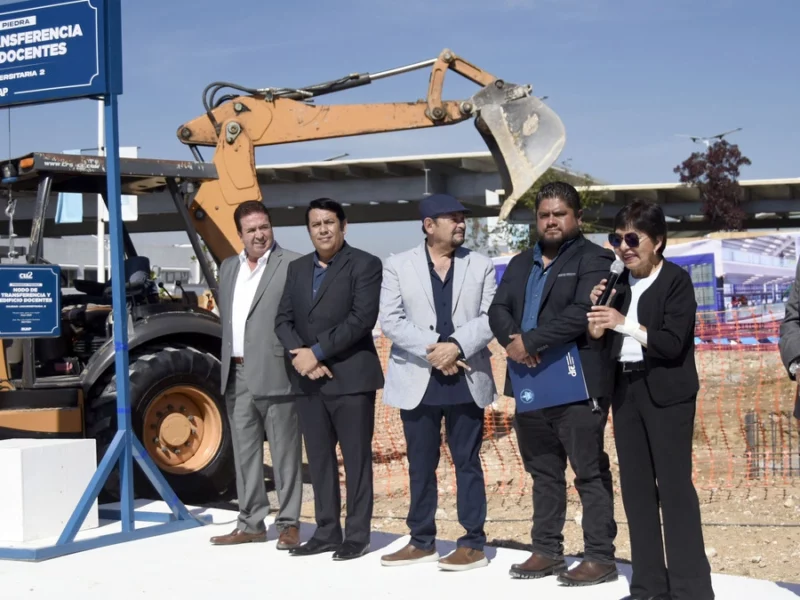Colocan en CU2 primera piedra para nodo de transferencia y edificio de docentes
