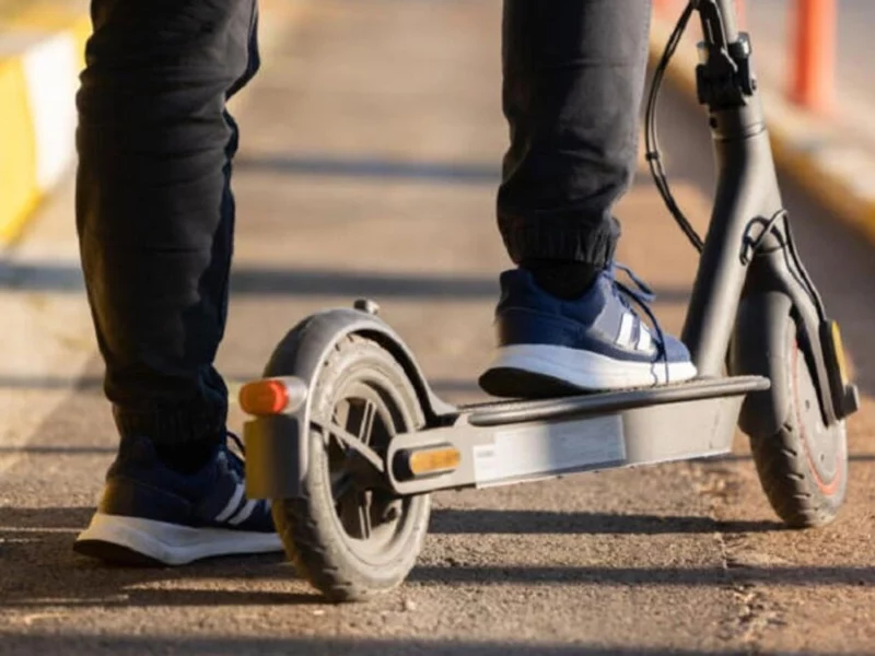 Van por el emplacamiento para scooters, bicicletas y motos eléctricas en Puebla 