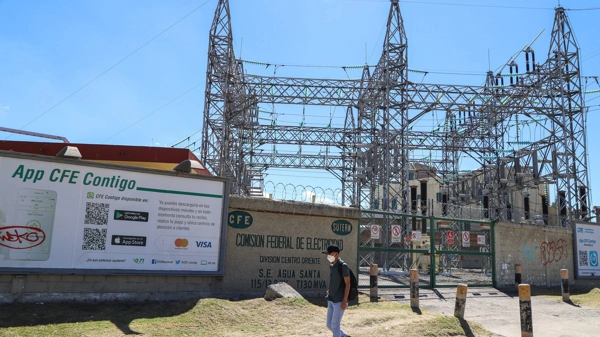 Industria eléctrica y gobierno, donde más aumentó el empleo en Puebla