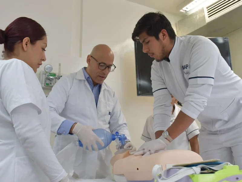 Facultad de Enfermería BUAP es centro certificador en atención de emergencias