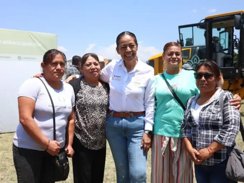Ariadna Ayala brinda apoyo histórico al campo, productores y comunidades con entrega de maquinaria para Atlixco.