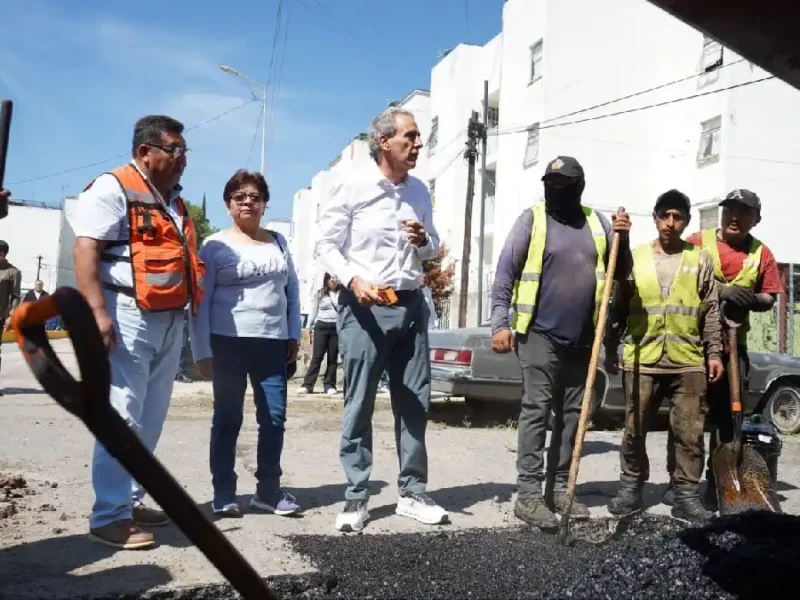 Reafirma Pepe Chedraui compromiso con acciones de mantenimiento vial