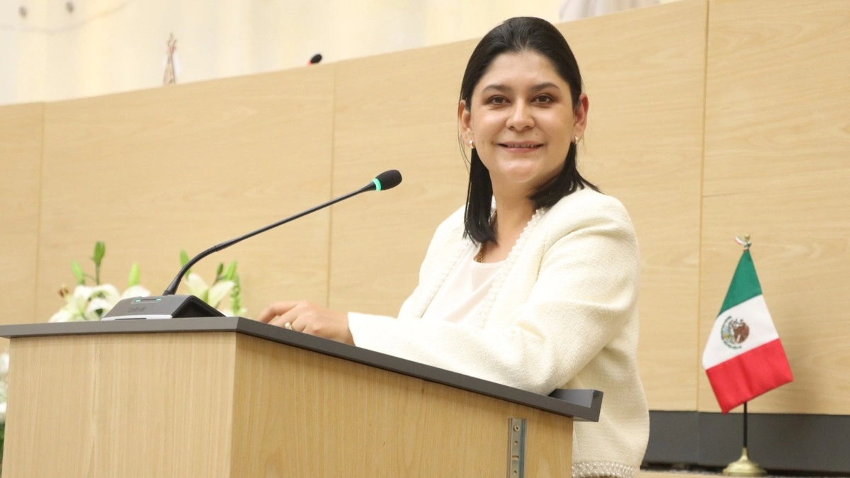 Diputada de Morena propone multas para quien grabe videos y no ayude en emergencias 