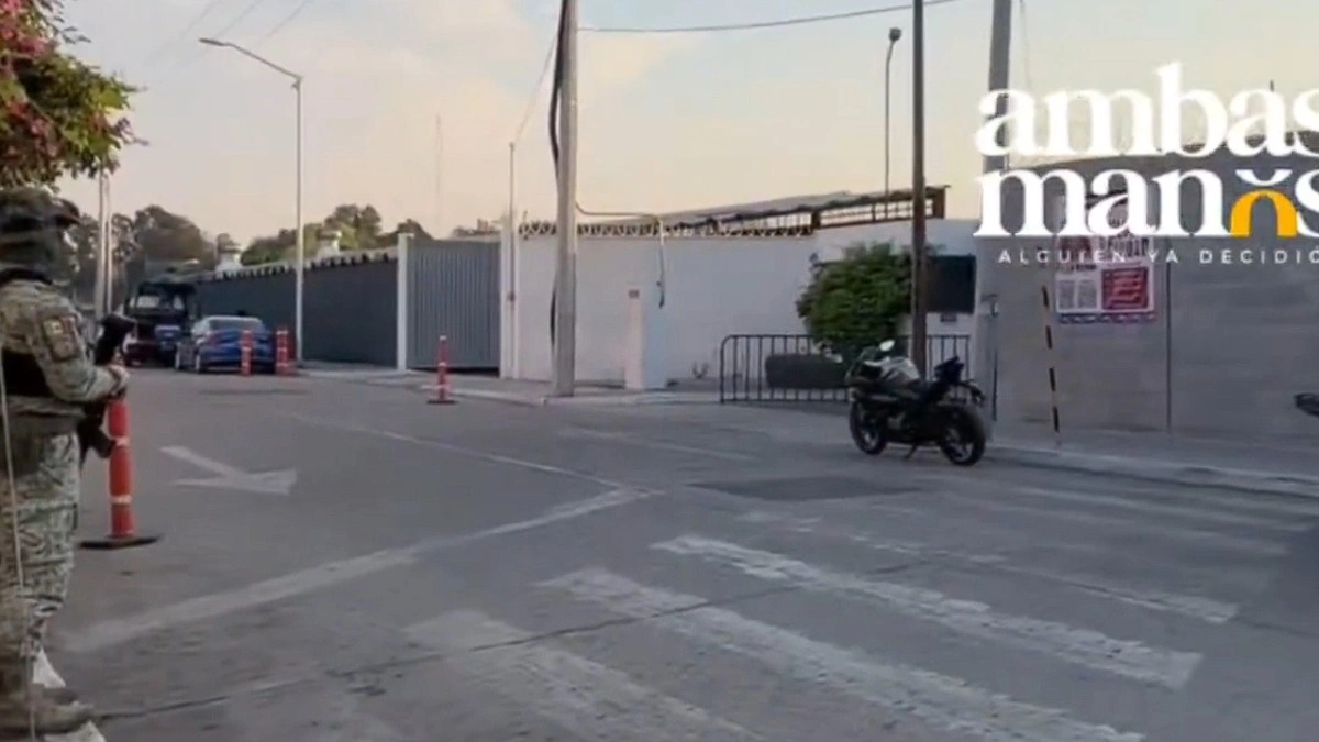 Intentan colocar una narcomanta frente a las instalaciones de la SSC de Puebla