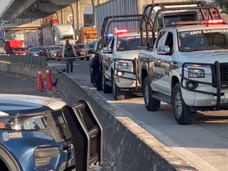Conductor muere al salir proyectado tras fuerte choque en la autopista México-Puebla