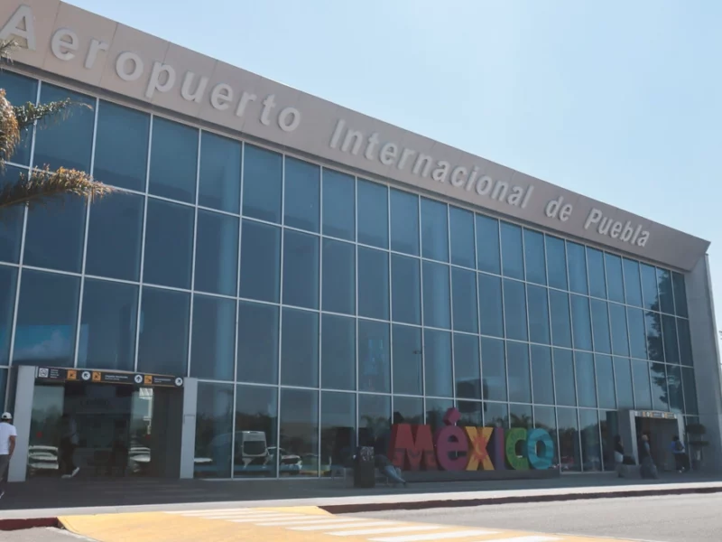 Anuncia Armenta reconstrucción del Aeropuerto de Puebla con mil millones de pesos
