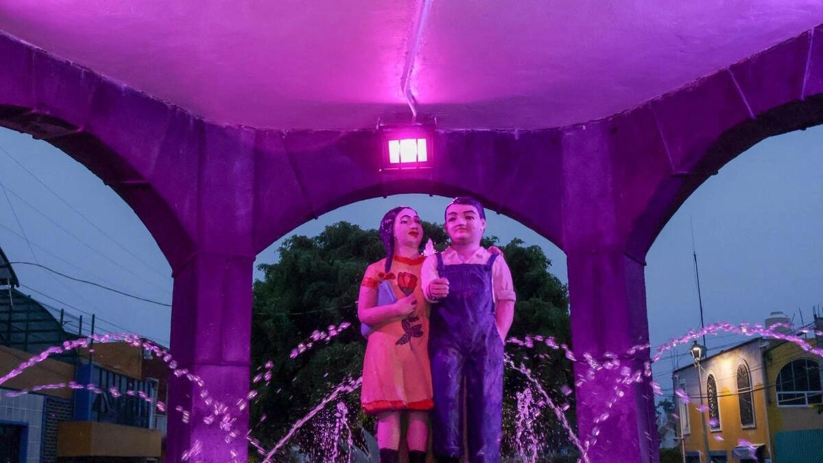 Inauguran rehabilitación de la Fuente de los Muñecos en Puebla capital