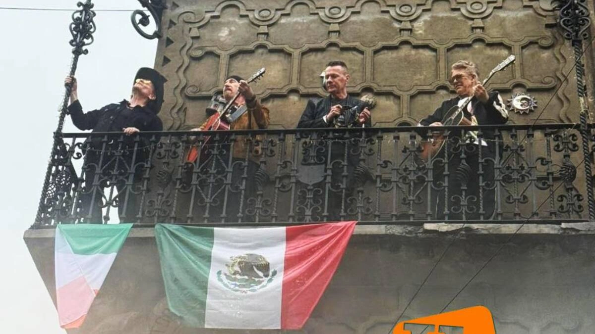 U2 graba video en el Centro Histórico de la Ciudad de México