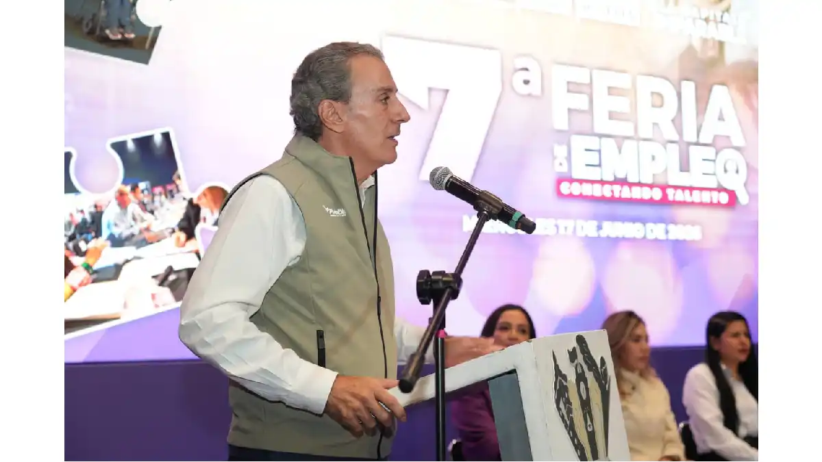 Pepe Chedraui encabezando feria del empleo