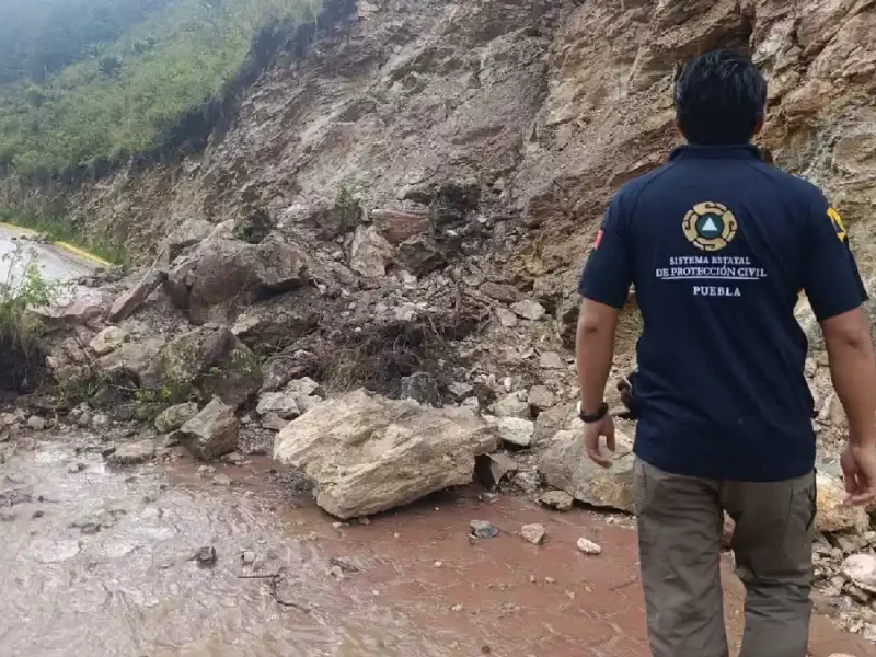 Se desborda arroyo en Vicente Guerrero; hay viviendas y vialidades afectadas.