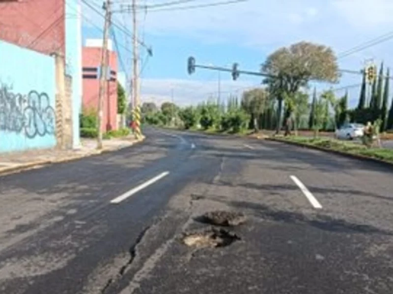 Basura en el drenaje causó los daños en la Diagonal Defensores: Agua de Puebla