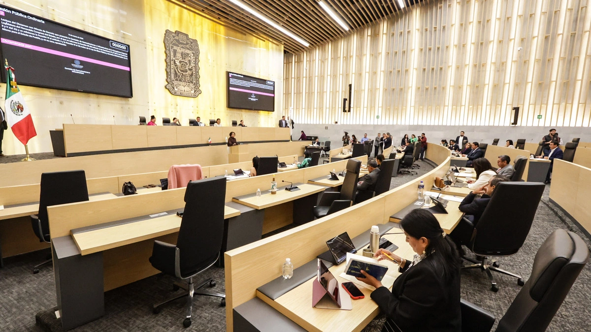 Diputados de Puebla adelantan la Sesión Ordinaria para poder ver el Mundial