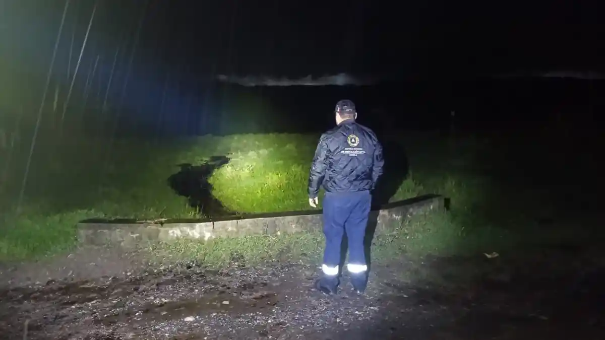 Fisura en ducto provoca derrame de hidrocarburo en Venustiano Carranza 