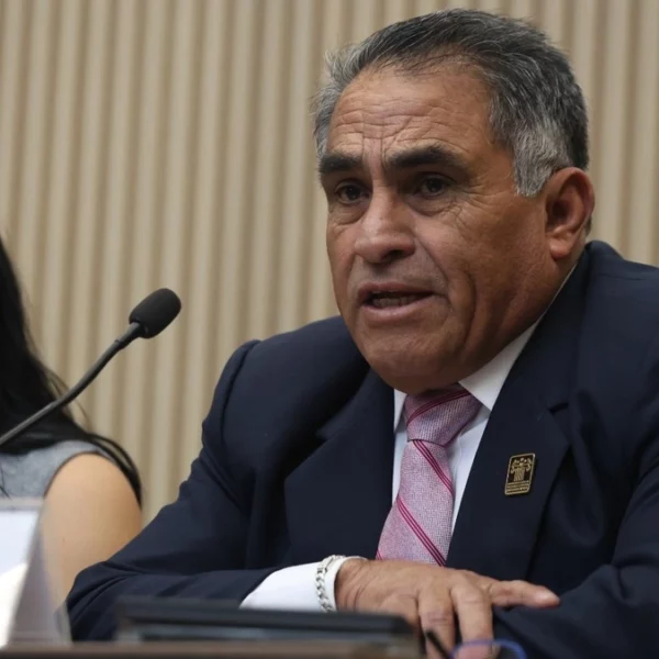 Olinia no es apto para sustituir mototaxis en la Sierra Norte: Elpidio Díaz