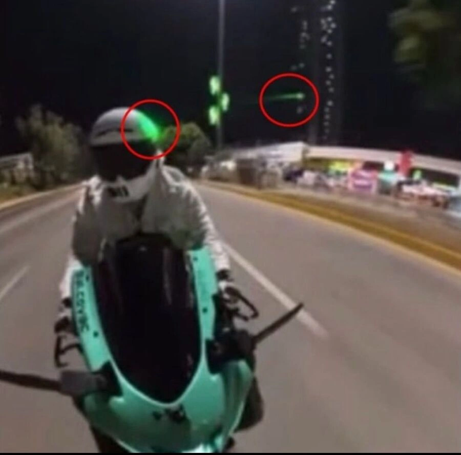 Erick Núñez reconoció que usa el láser en la Vía Atlixcáyotl. 