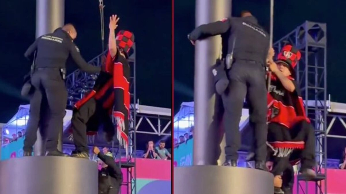 Aficionado cae desde un poste en el FIFA Fan Fest de Guadalajara