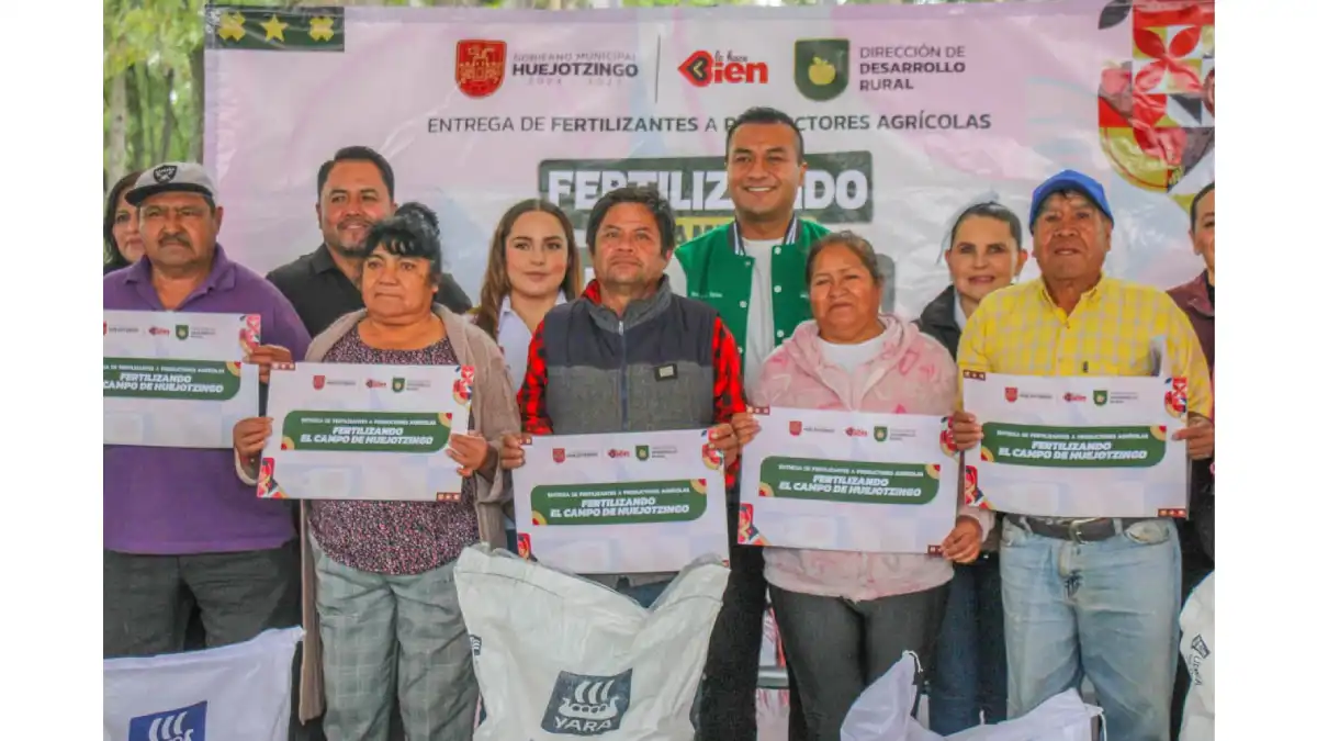 Con éxito total, Roberto Solís concluye el programa “Fertilizando el campo de Huejotzingo”; Más de 2 mil beneficiarios en todo el municipio
