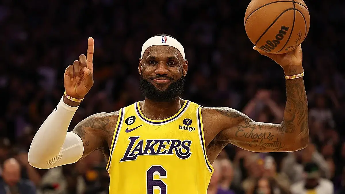 ¿LeBron James deja a los Lakers?