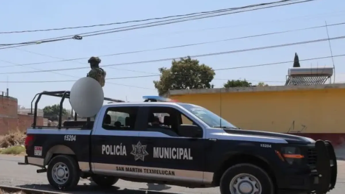 Hallan cadáver maniatado y con un narcomensaje en Texmelucan