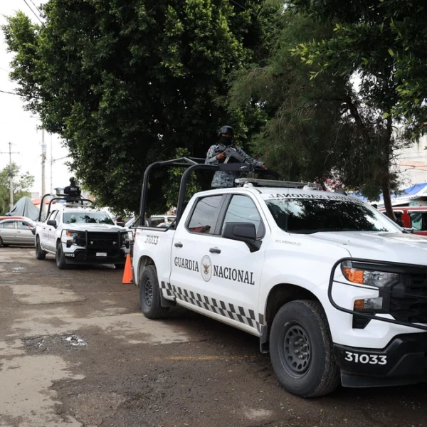 Autoridades descubren narcolaboratorio en Tlapacoya y decomisan droga sintética