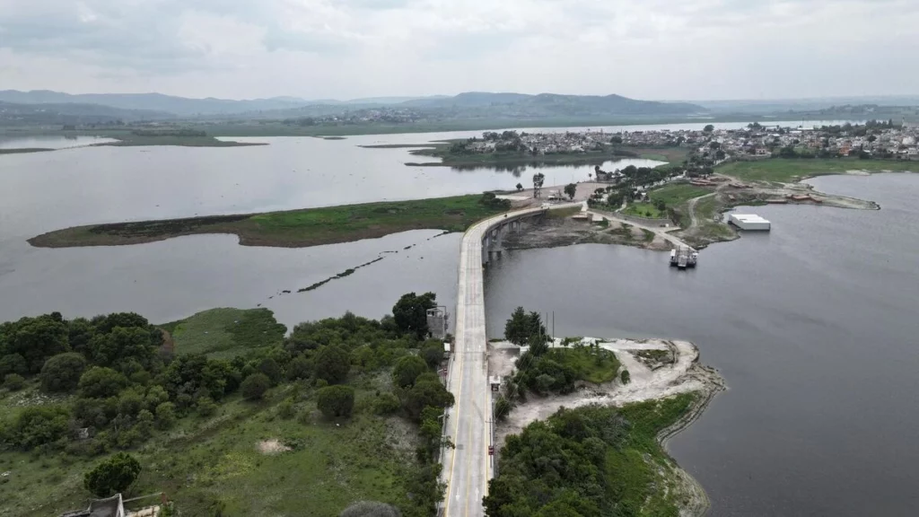 El lago del Valsequillo tendrá mirador y chinampas, anunció el Gobierno de Puebla.