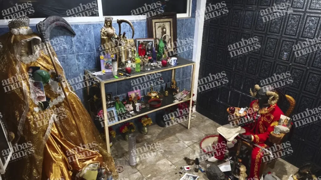 Así era el altar satánico que tenía “El Diablo” en Huauchinango