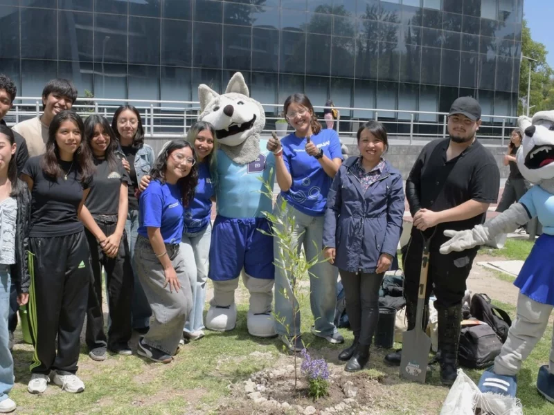 Ciencias Biológicas de la BUAP realiza jornada de arborización