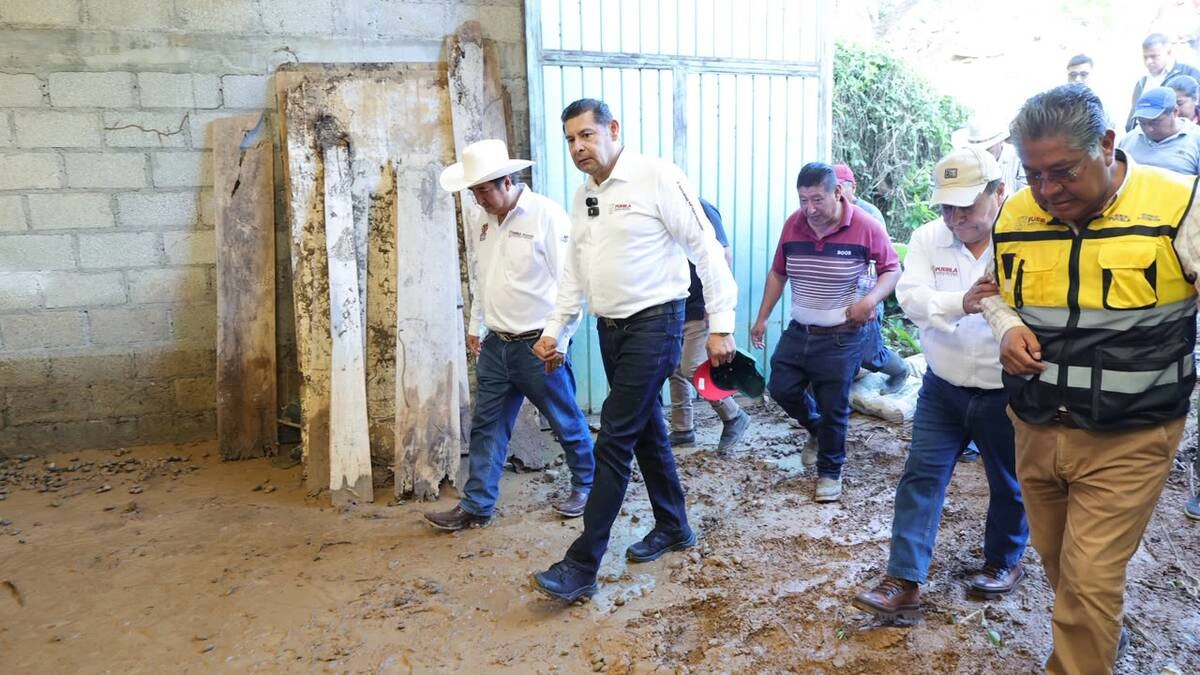 Armenta supervisa atención tras lluvias y deslaves en la Sierra Negra de Puebla