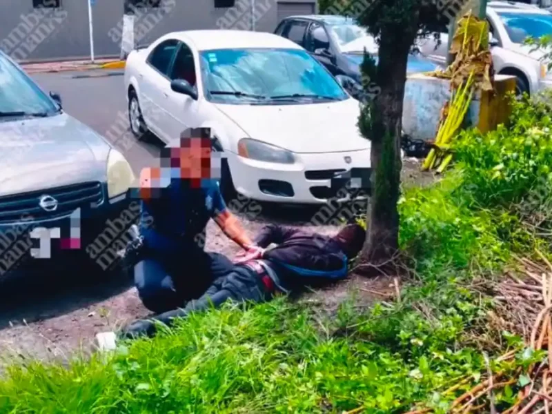 Policías de San Andrés Cholula frustran robo en Plaza Pabellón  